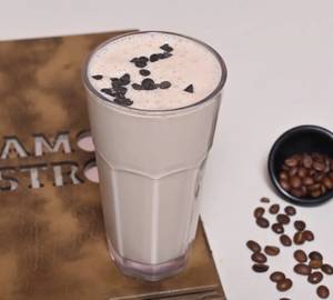 Vanilla Choco Chip Shake