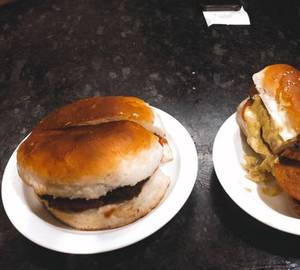 Camp Style Chicken Crispy Burger