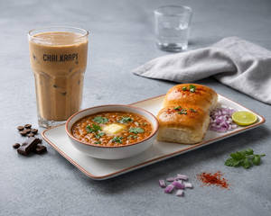 Pav Bhaji With Thandi Kaapi (classic Cold Coffee)