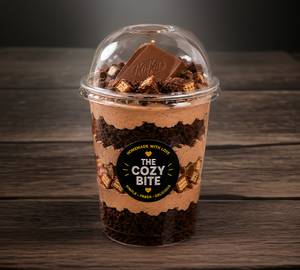 Kitkat chocolate desserts jar cake
