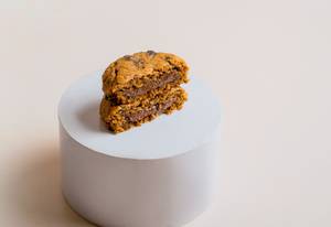 Hazelnut Melt Cookie