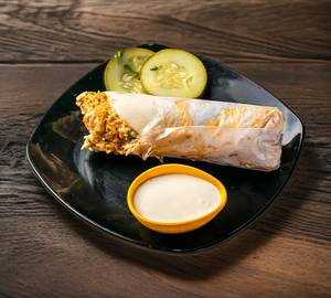 Barbecue chicken shawarma roll