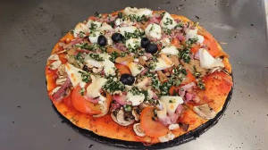 Grilled Chicken Pizza