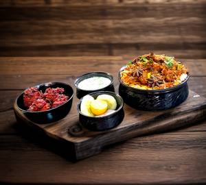 Shahi Boneless Biryani & Smoky Chiken Kabab [4 Pcs ]