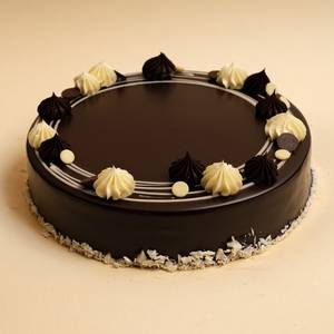 Chocolate Vanilla Cake