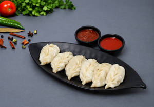 Momos