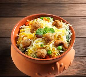 Soyabean Matar Biryani [Half]