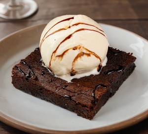 Brownie With Icecream