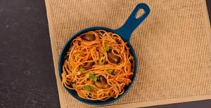 Mushroom Schezwan Noodles