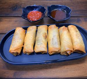 Mini Spring Roll (Chilli Garlic & Sweet Chilli)