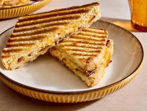 Masala Omelet Sandwich