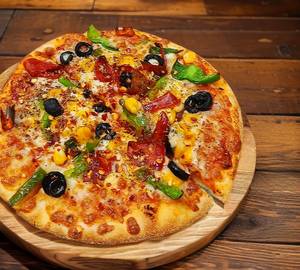Onion Capcicum Pizza+250Ml Coca Cola