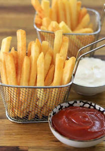 French Fries With Cheese Fondue