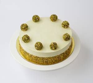 PISTACHIO BROWN BUTTER CAKE