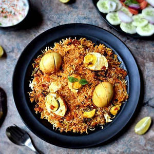 Egg Biryani With Raita