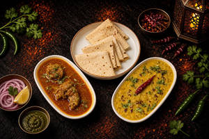 5 Chapati, Chicken Curry With Dal Fry Combo
