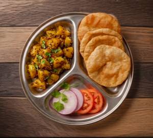 Aalu Jeera With 5 Poori And Salad