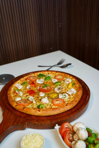 Veg Pizza