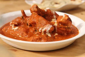 Corners Butter Chicken With Bone