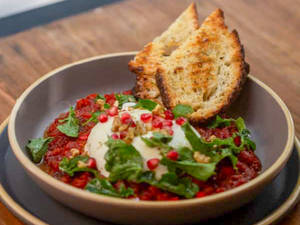 Burrata Shakshouka