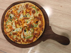 Bbq Paneer Pizza