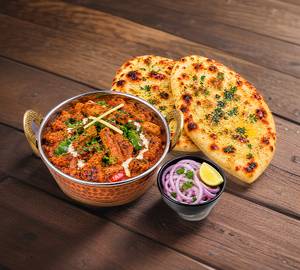 Tawa Chaap Gravy + 2 Butter Naan