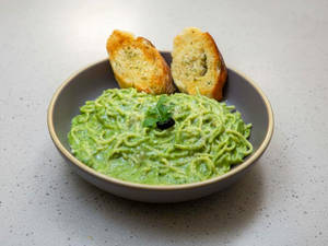 Spaghetti Pesto Pasta