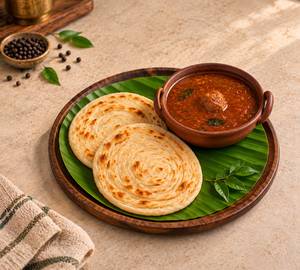2 Parothas With Beef Curry
