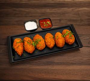Kurkure Momos 6 Pcs +Premium Schezwan Dip