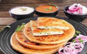 Dahi Stuffed Onion Paratha