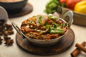 Kadai Veg (500 Ml)