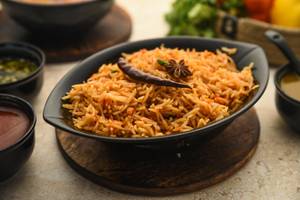 Schezwan Rice(750 Ml)