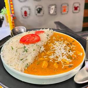 Shahi Paneer And Rice