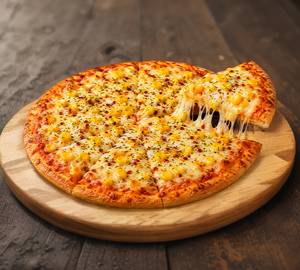 Cheese and corn spicy pizza