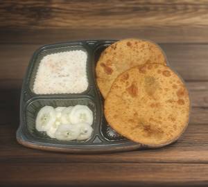 2 Aloo kachori raita combo