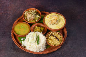 Bhapa Bhetki Thali