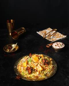 Dum Hyderabadi Murg Biryani [Boneless]