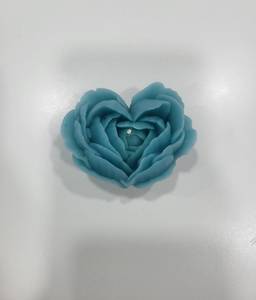 Fancy Flowers Heart Shape Candle