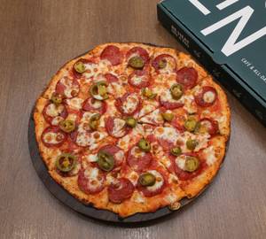 Pepperoni Perfection - Romana Style