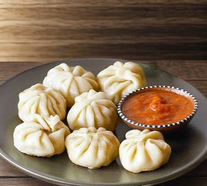 Chicken momos