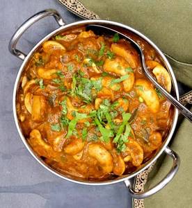 Cashew Mushroom Curry