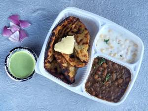Onion Chur Chur Naan Combo