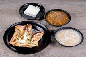 Paneer Churr Churr Kulcha Combo [Serves-1]