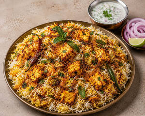 Paneer Hyderabadi Dum Biryani