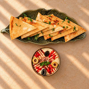 Hummus With Pita