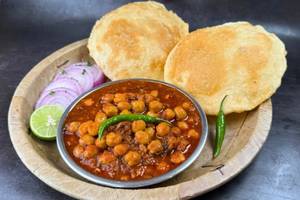 Puri Chole