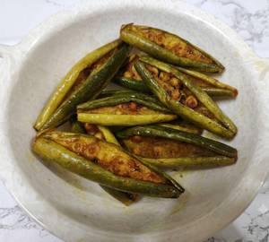 Potol Bhaja (8 Pcs)
