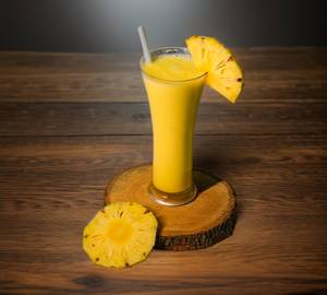 Pineapple Milkshakes