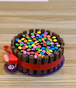 Kitkat Gems Cake