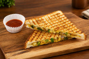 Cheesy Paneer Sandwich